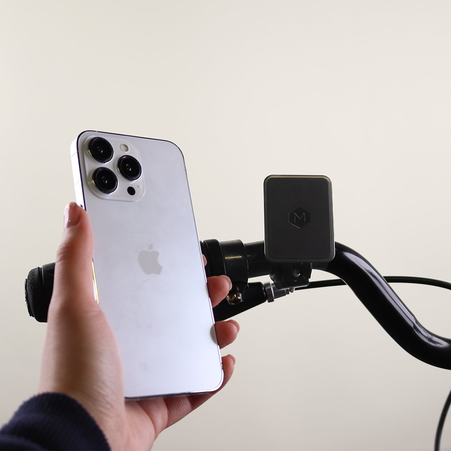 HandleBarBikeMount-SimplTouch-B1